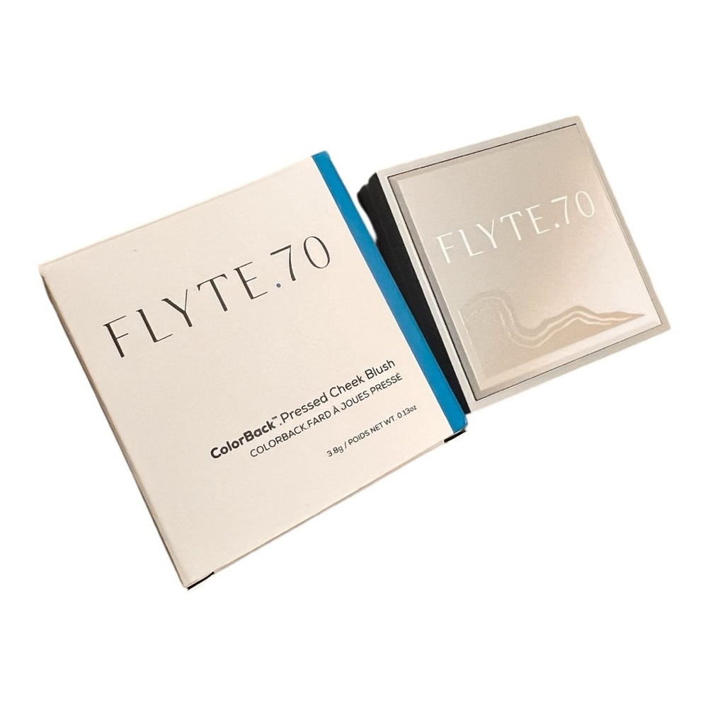 Flyte.70 ColorBack.Pressed
Cheek Blush - Picture 3 of 3